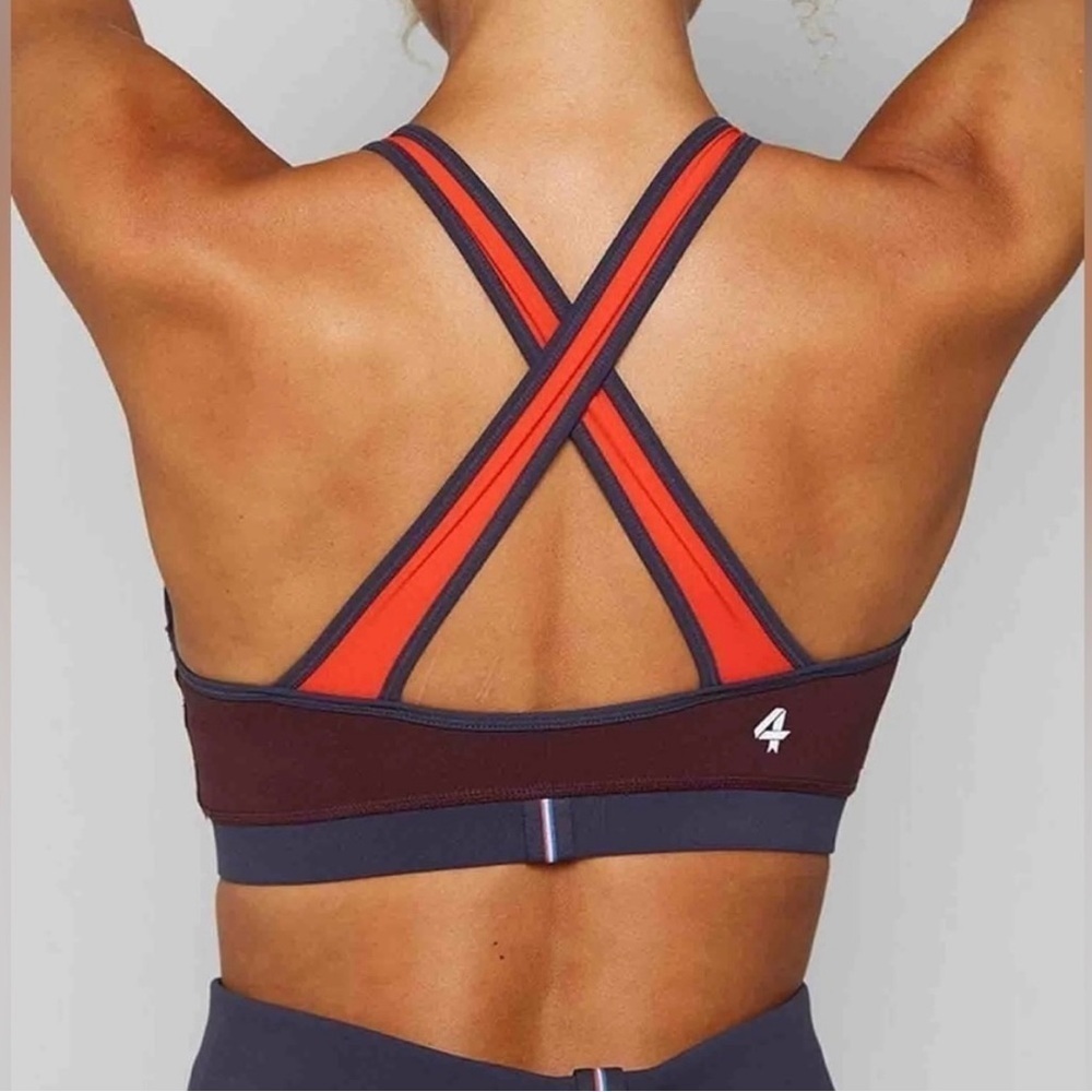 Fourlaps Infinity Sports Bra Crisscross Back Size XS NWT New Fudge Smoke Color